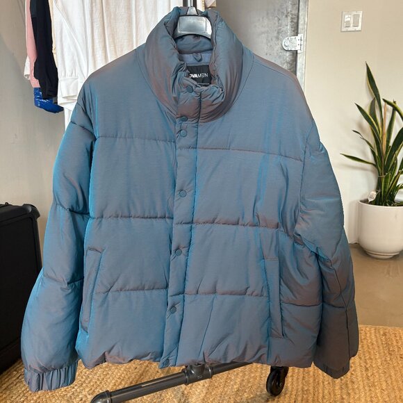Stormy Iridescent Nylon Cropped Puffer Jacket - Blue - Picture 2 of 5